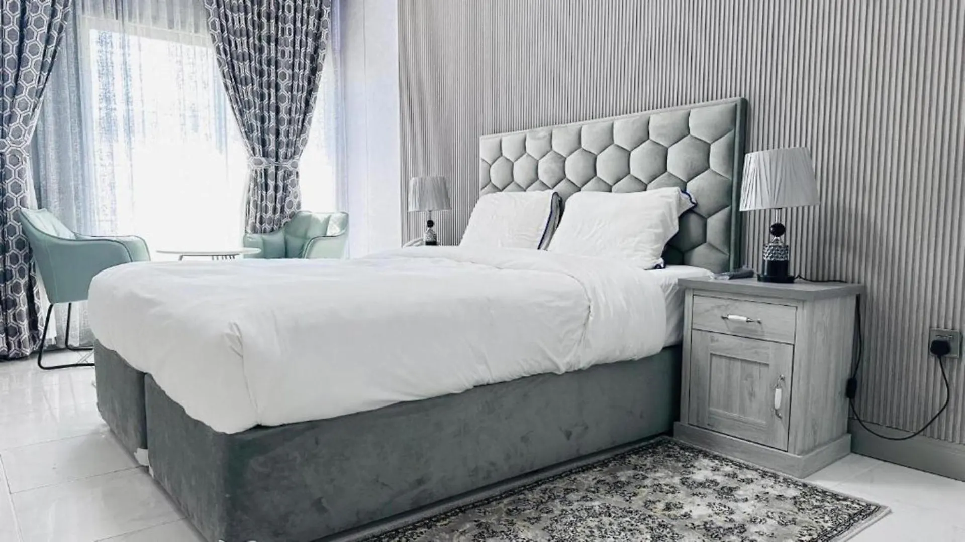 San Marino Hotel Dubaj 2*,