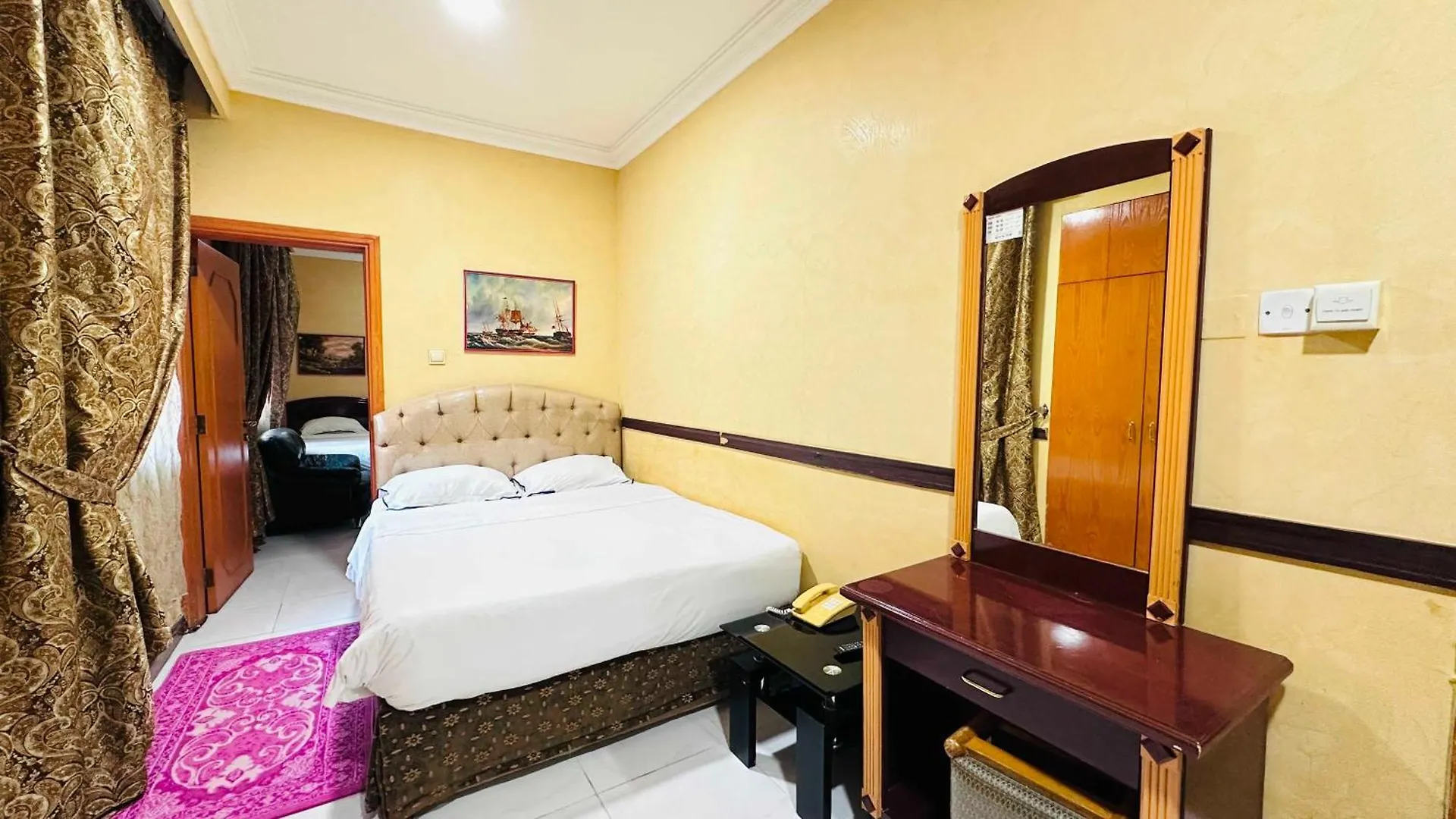 San Marino Hotel Dubai 2*,